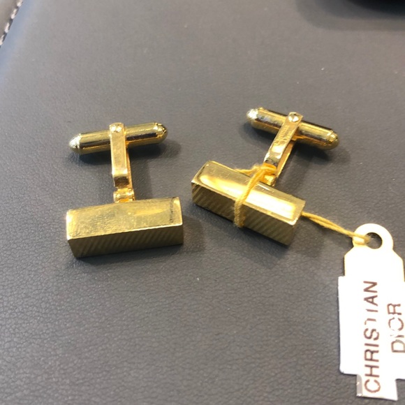 Christian Dior cufflinks - Picture 1 of 4